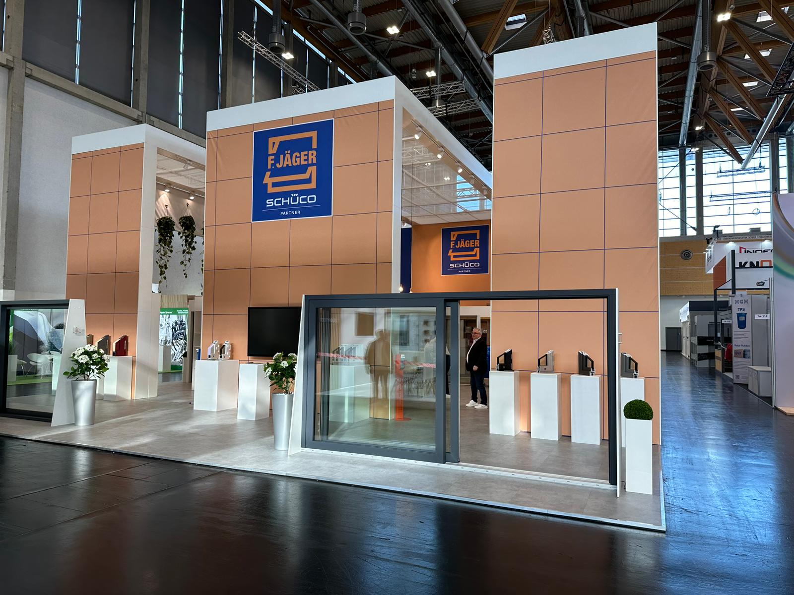 Messefotografie Franz Jäger Fensterbau Frontale 2024 Messebau Viavend