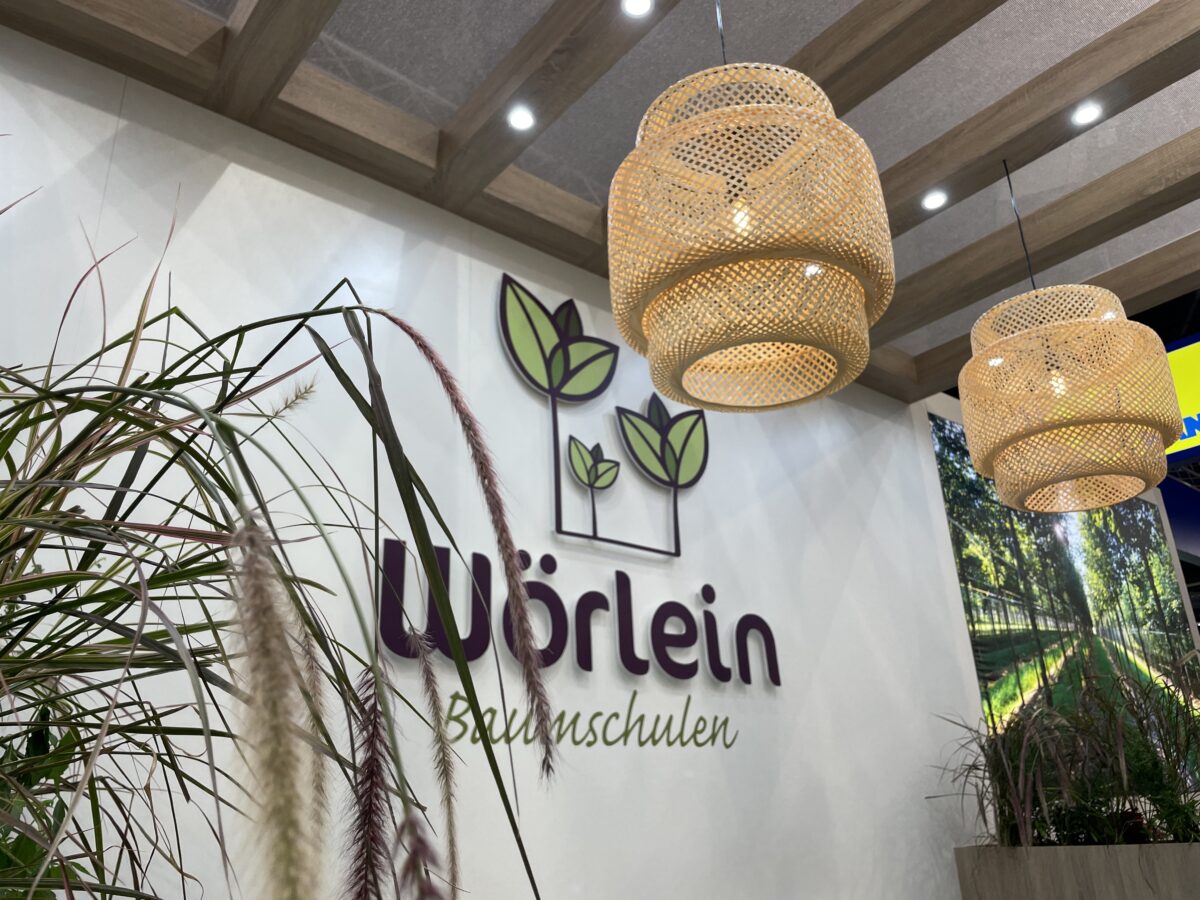 Messestand Wörlein GaLaBau 2024 Nürnberg Messebau Viavend